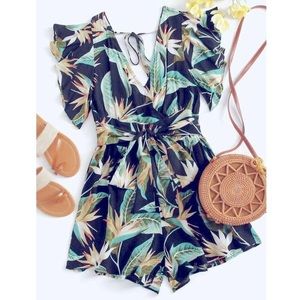 Tropical Print Ruffle Sleeve Belted Romper (3X) NWOT